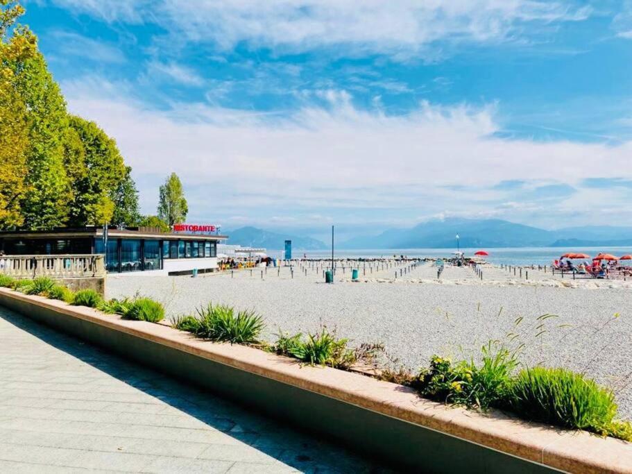 Sunshine On Garda Lake Desenzano del Garda Exterior photo
